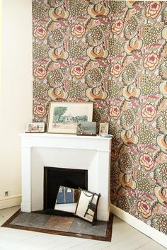 Blissful Corners: Ec