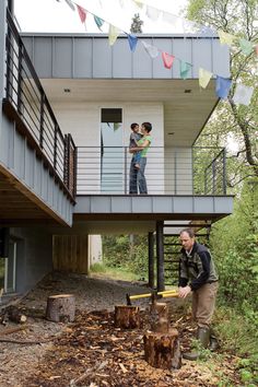 The exterior deck fe