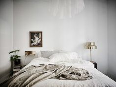 Blissful Corners: Lo